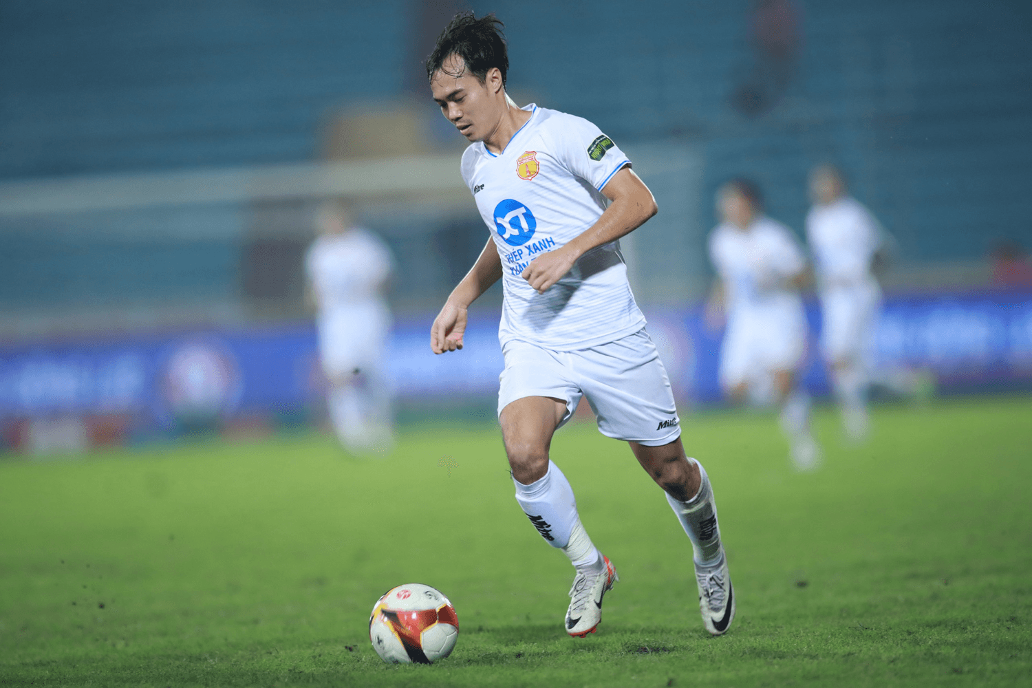 Xuất ngoại vì chuyên môn
