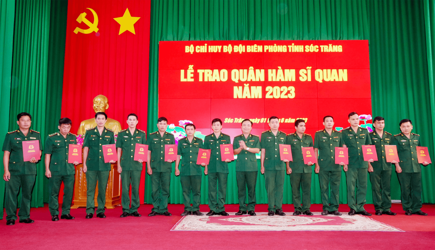 Trình tự, thủ tục phong, thăng, giáng, tước quân hàm đối với sĩ quan