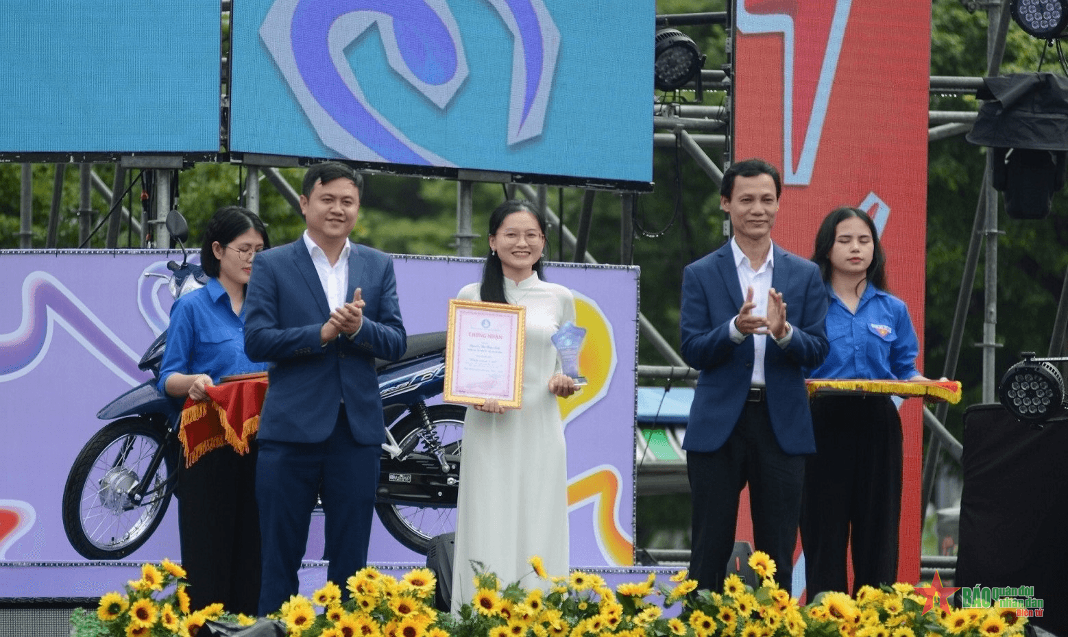Đà Nẵng tuyên dương, công nhận 148 cá nhân, tập thể “Sinh viên 5 tốt”