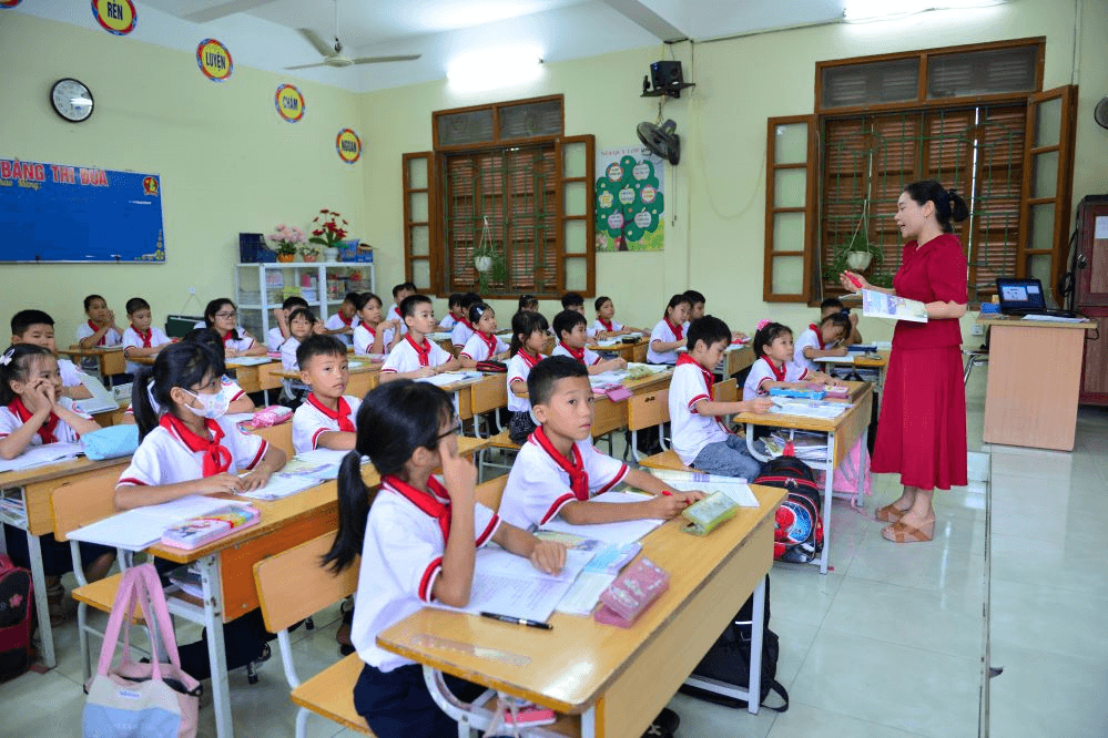 Nhìn lại ngành giáo dục năm 2023: Ghi dấu ấn mới nhưng còn nhiều nỗi lo