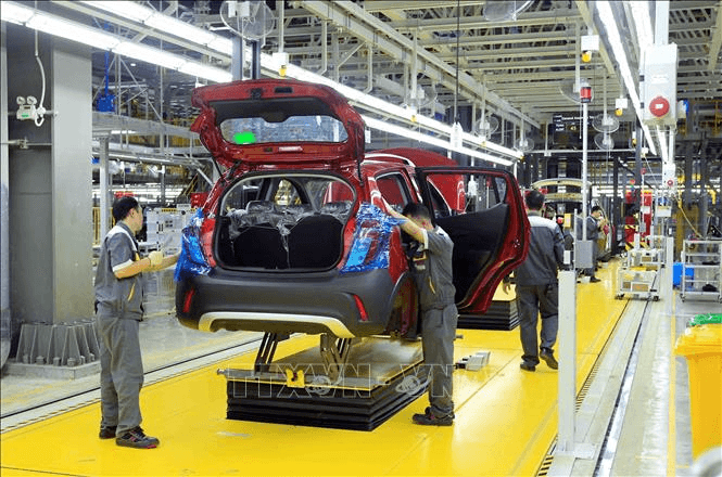 Người Việt mua gần 370.000 xe mới trong năm 2023