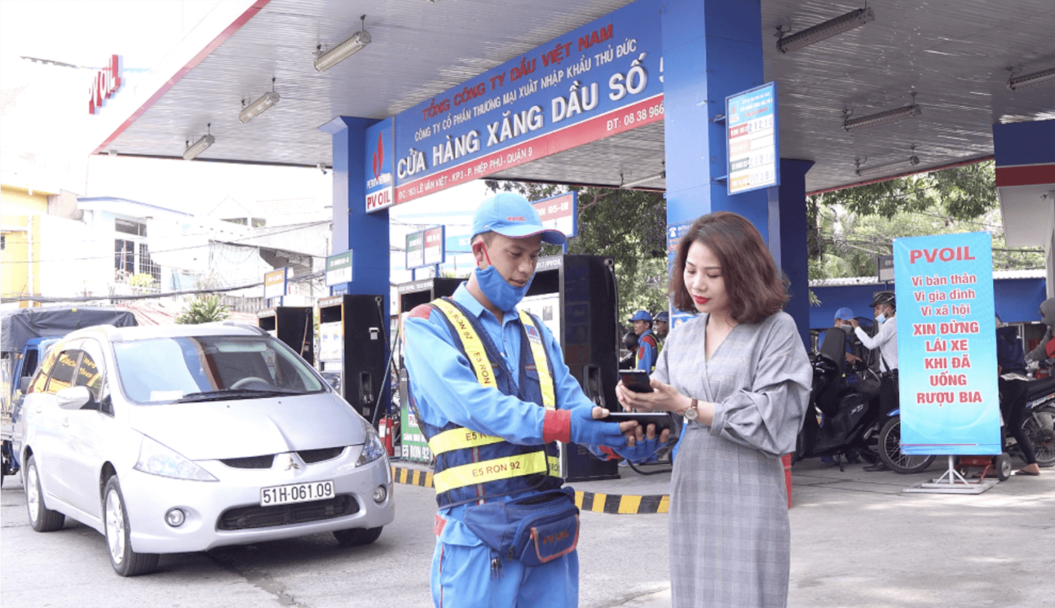 Áp dụng chuyển đổi số trong kinh doanh xăng dầu