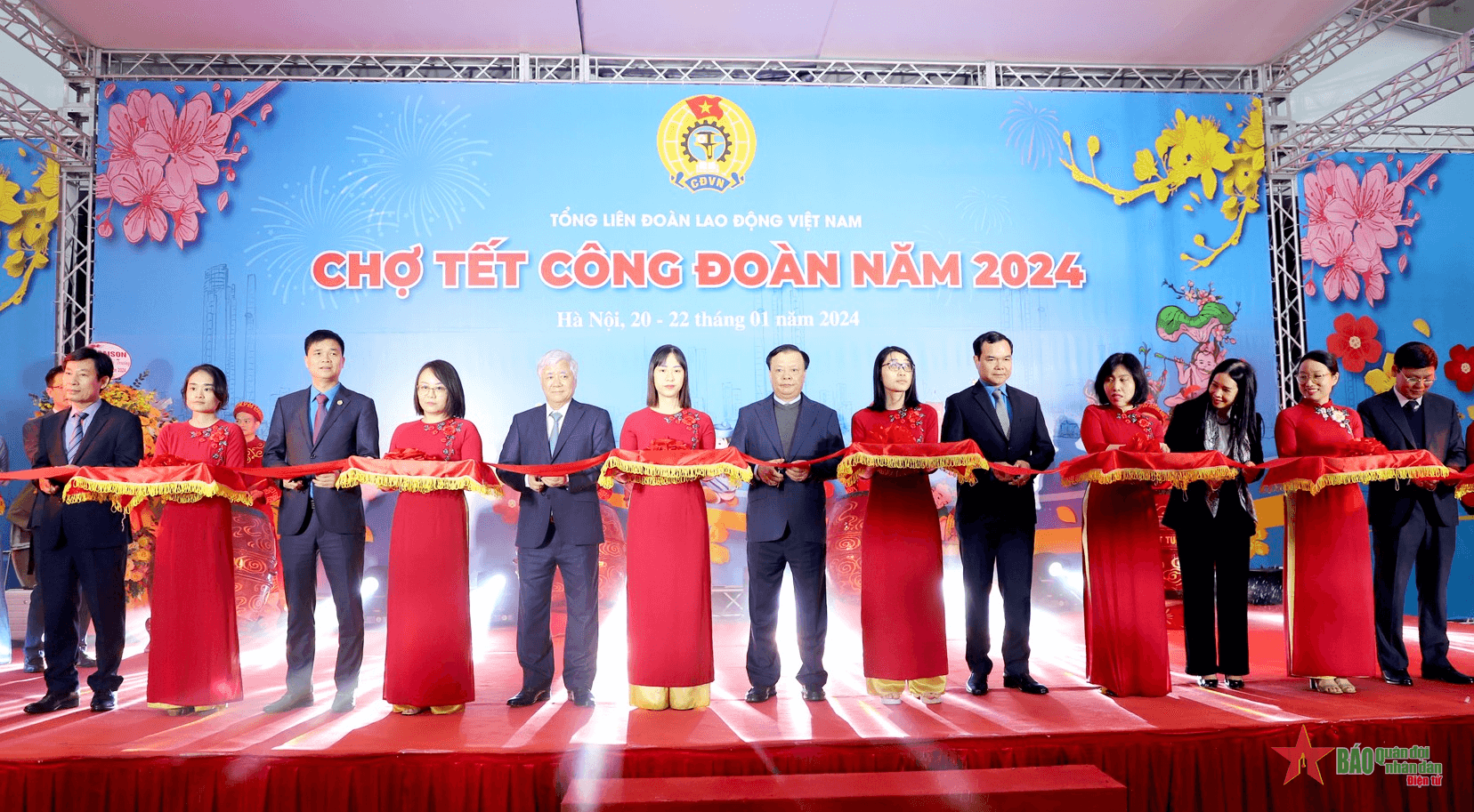 Nhiều hoạt động diễn ra tại “Chợ Tết Công đoàn năm 2024”