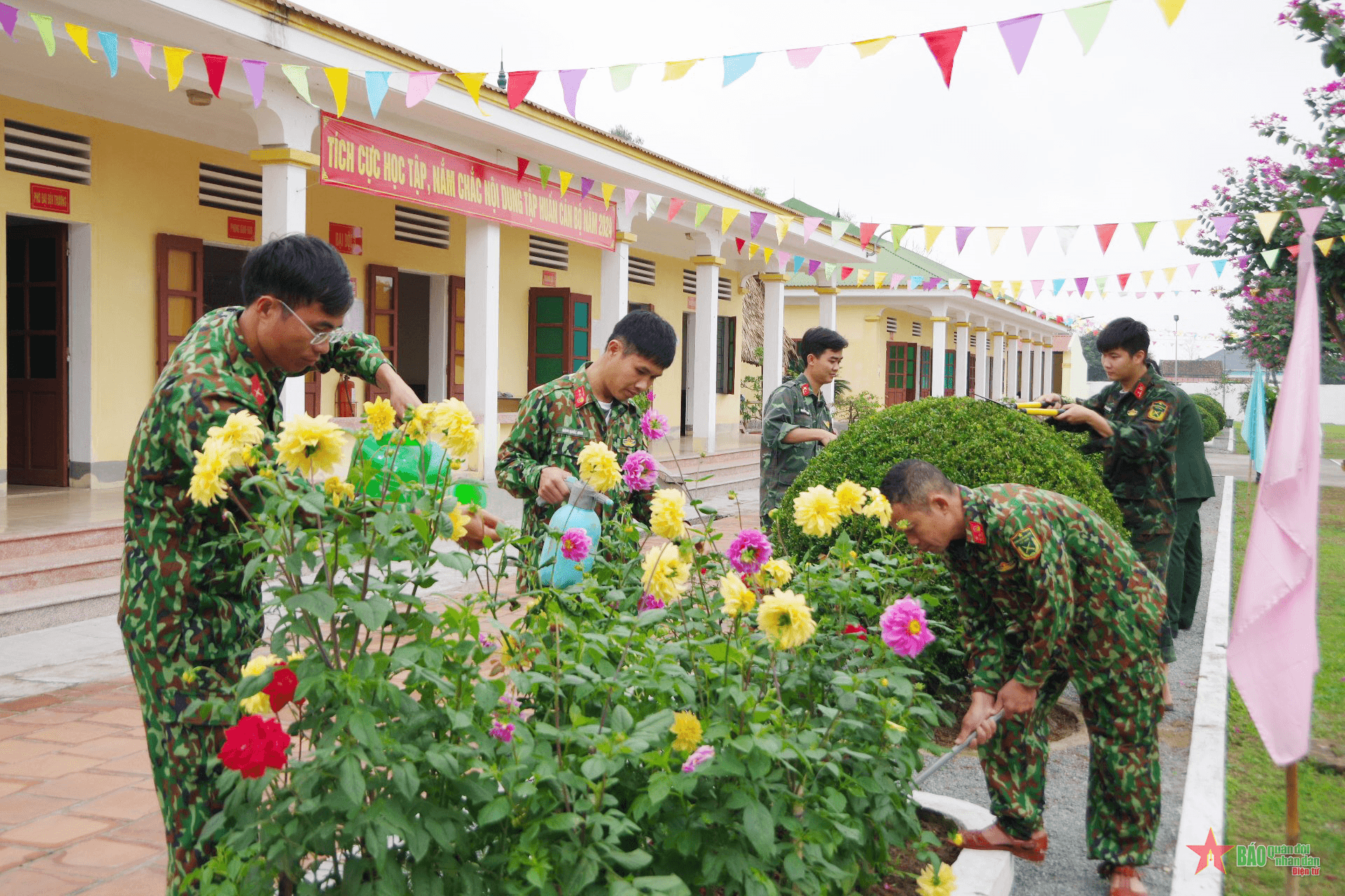 Cục Hậu cần Quân khu 4 rộn ràng chuẩn bị Tết Nguyên đán Giáp Thìn 2024