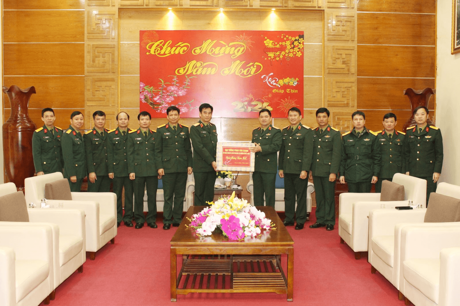 Đoàn công tác Bộ Quốc phòng thăm, chúc Tết tại tỉnh Thái Nguyên