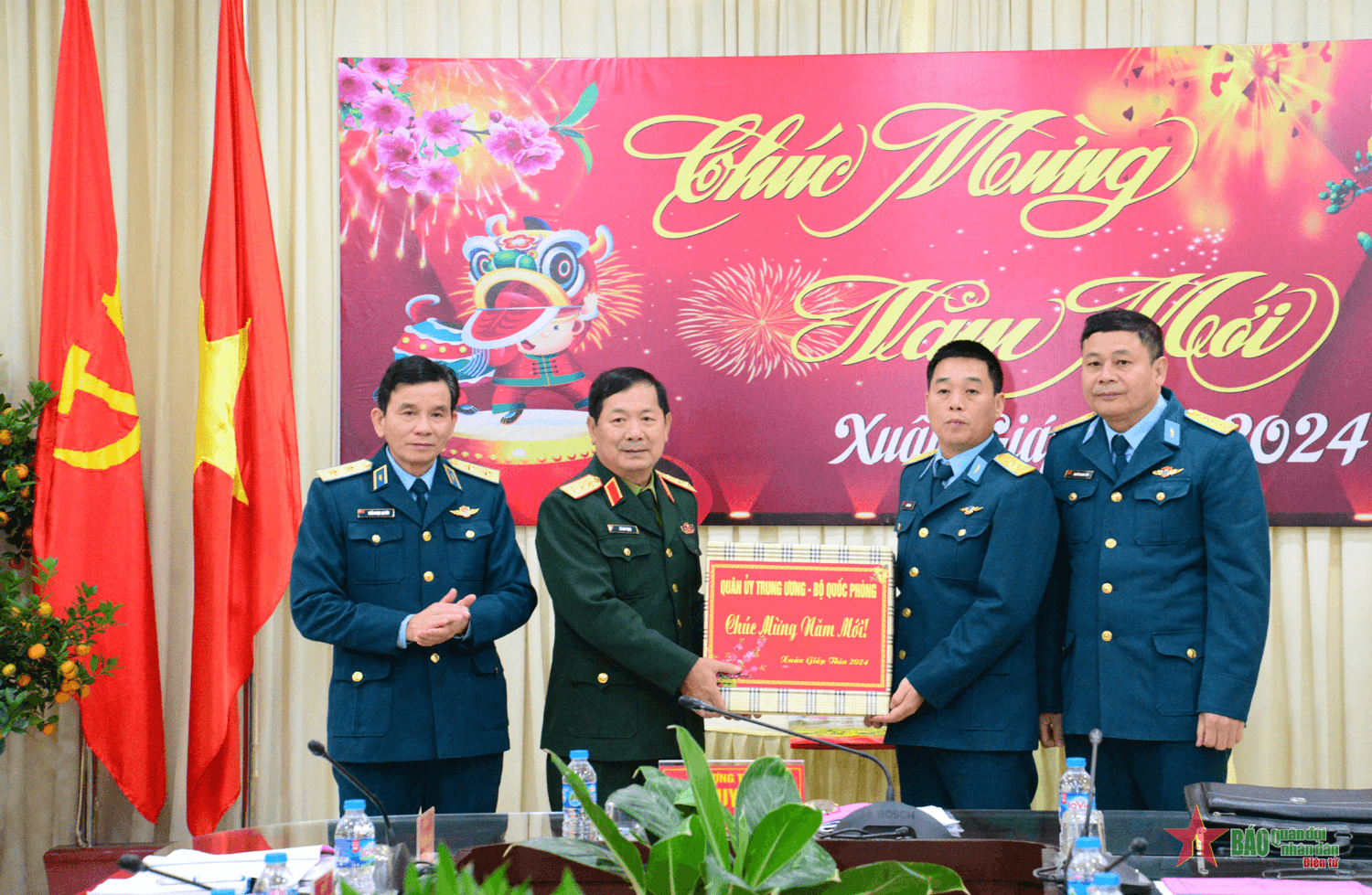 Thượng tướng Lê Huy Vịnh kiểm tra, chúc Tết Lữ đoàn 918, Quân chủng Phòng không - Không quân