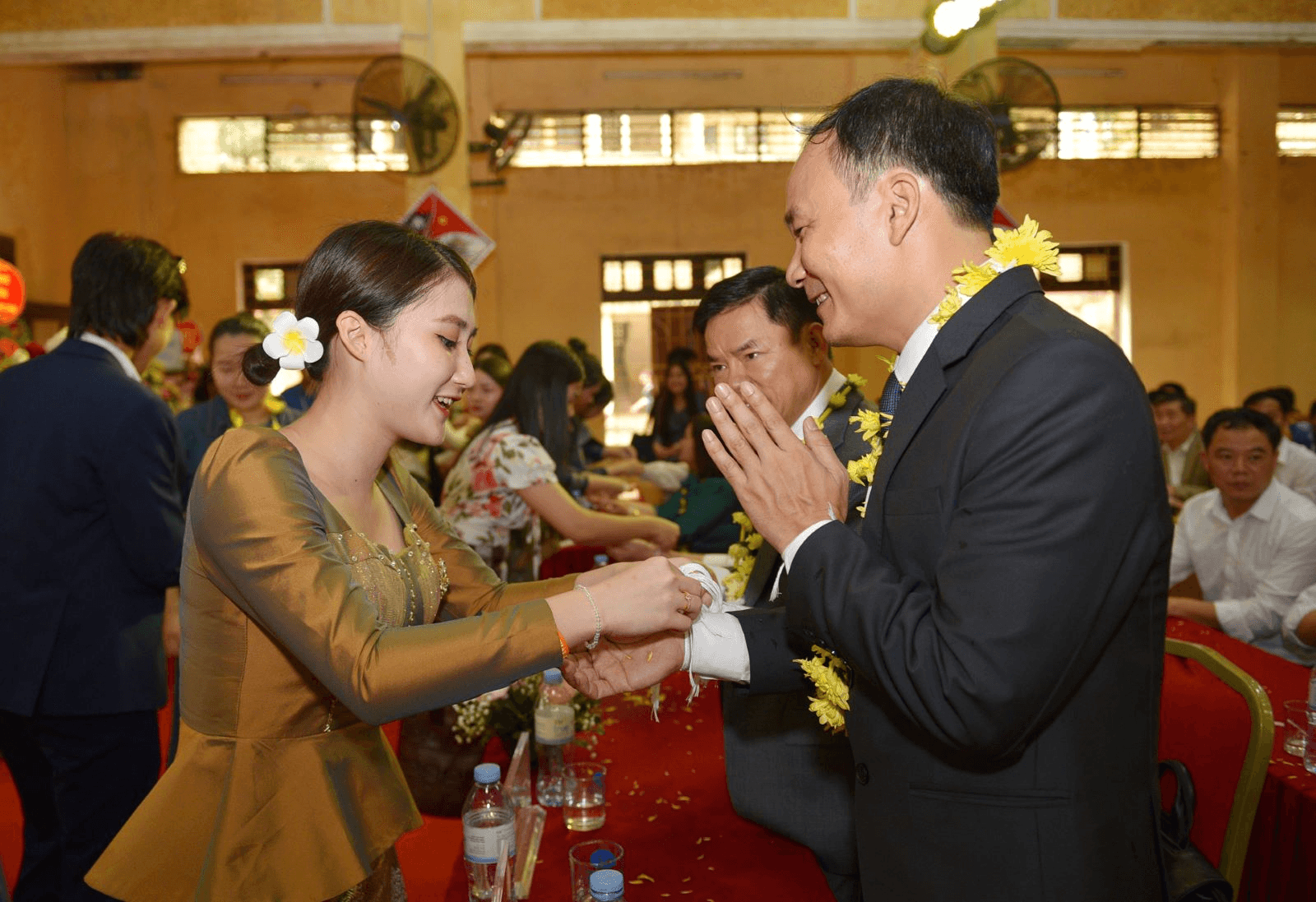 Nhớ Tết Xiêng Khoảng!
