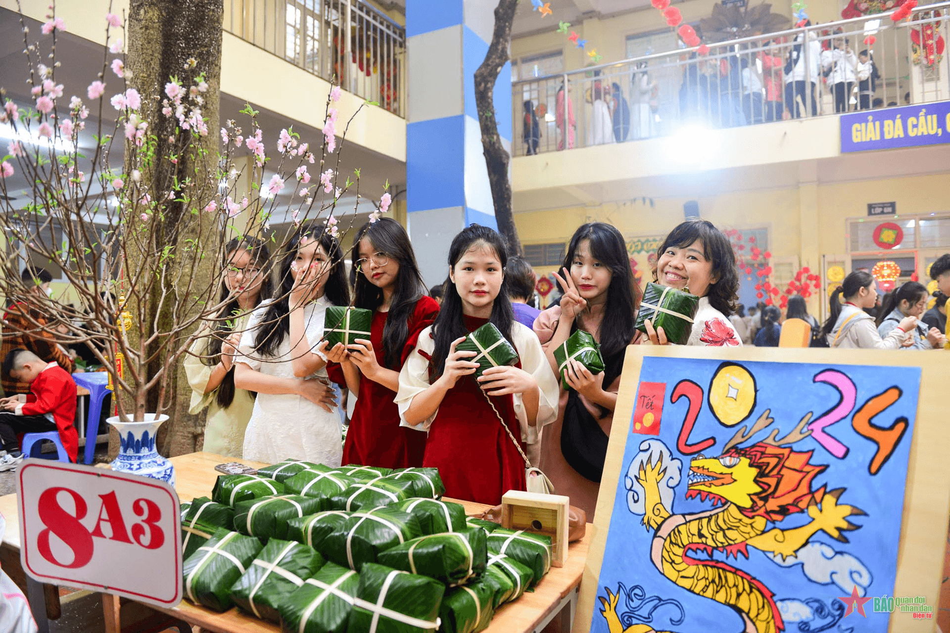 Gìn giữ nét đẹp văn hóa với Ngày hội gói bánh chưng