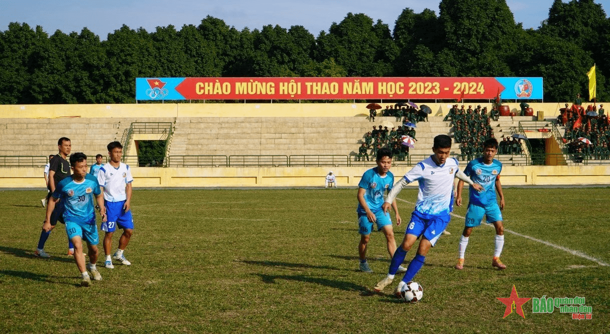 Sôi nổi trong hội thao quân sự  ở Trường Sĩ quan Lục quân 1