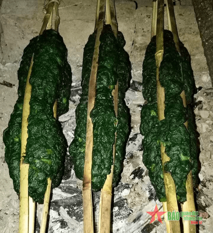 Món ngon rêu đá của người Thái