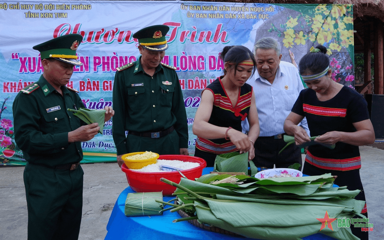 Đón xuân cùng Bộ đội Biên phòng tỉnh Kon Tum