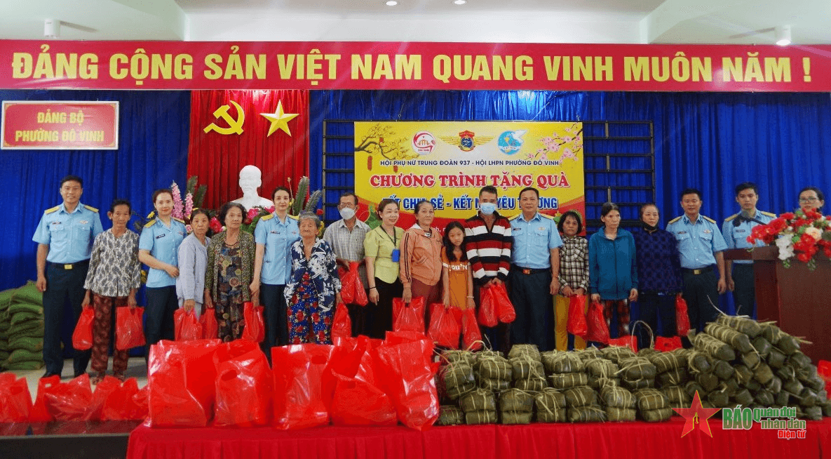 Tưng bừng Chương trình “Tết chia sẻ-kết nối yêu thương”