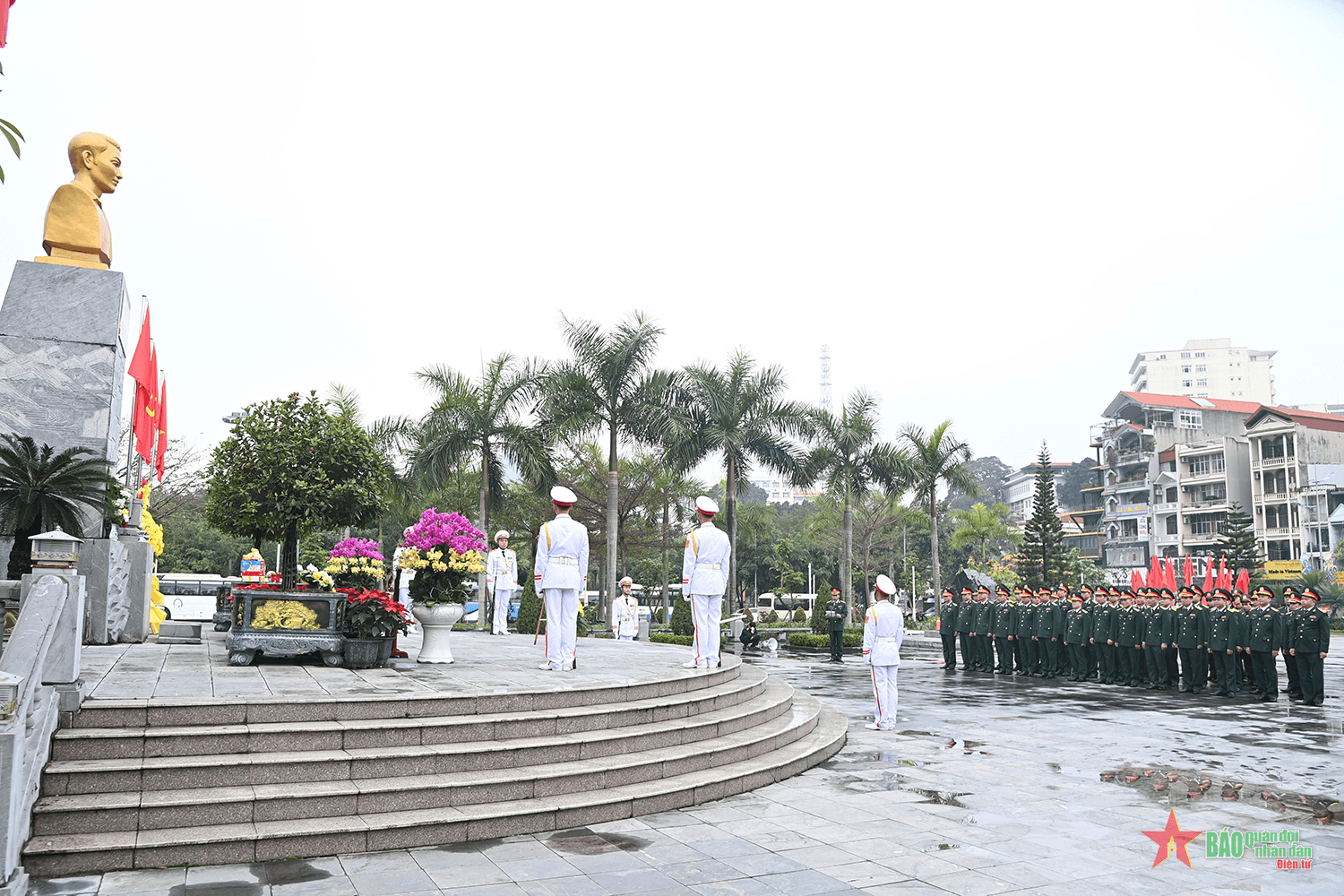 Bộ CHQS tỉnh Quảng Ninh dâng hoa, dâng hương tưởng niệm các Anh hùng liệt sĩ dịp Tết Nguyên đán 2024