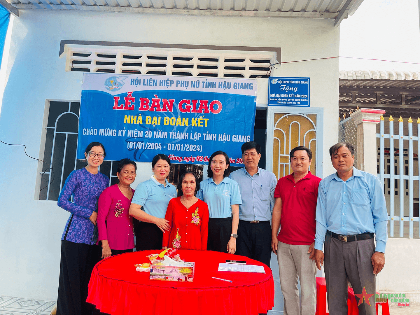Hậu Giang: Niềm vui trong căn nhà mới