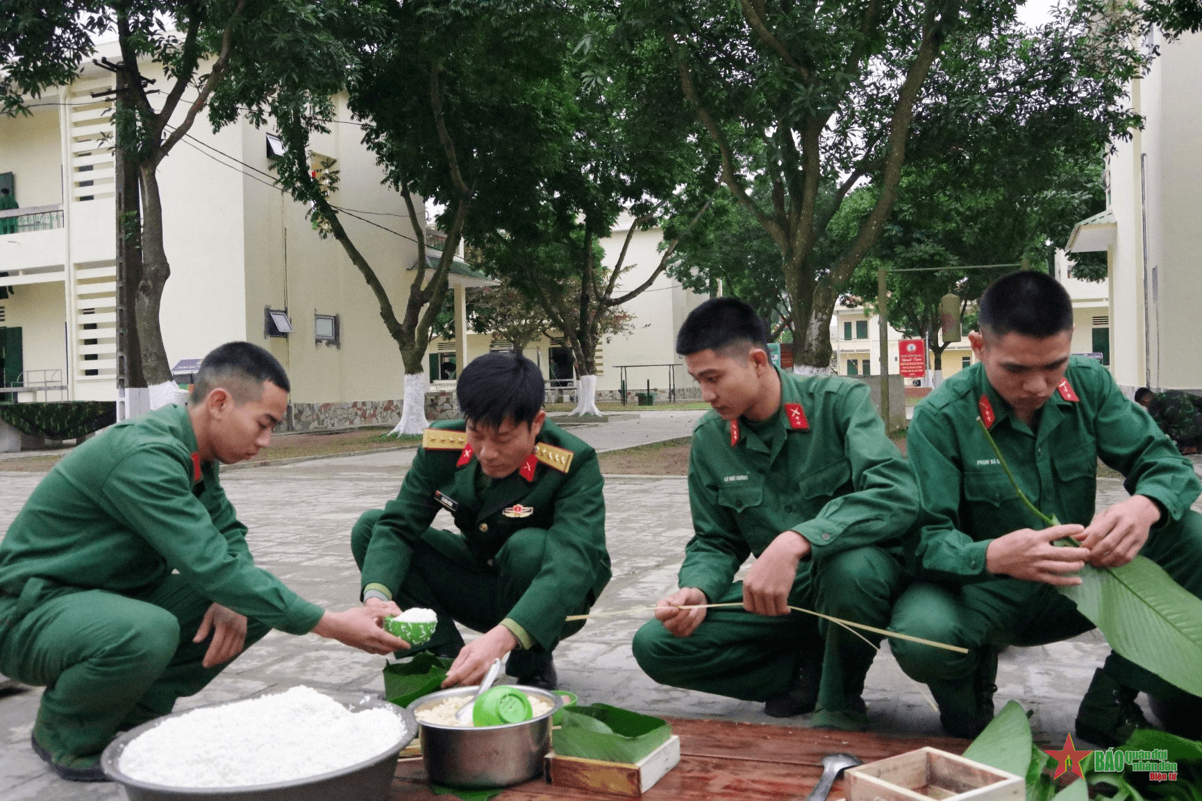 Thực túc binh cường ngày Tết ở Quân đoàn 12