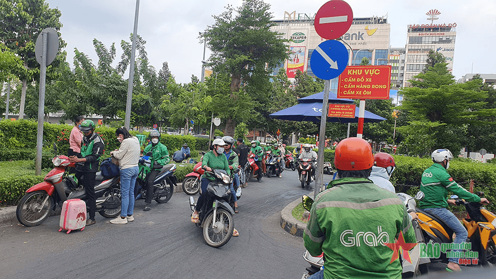 TP Hồ Chí Minh: Giả xe ôm công nghệ lừa khách hàng, Công an cảnh báo “nóng”