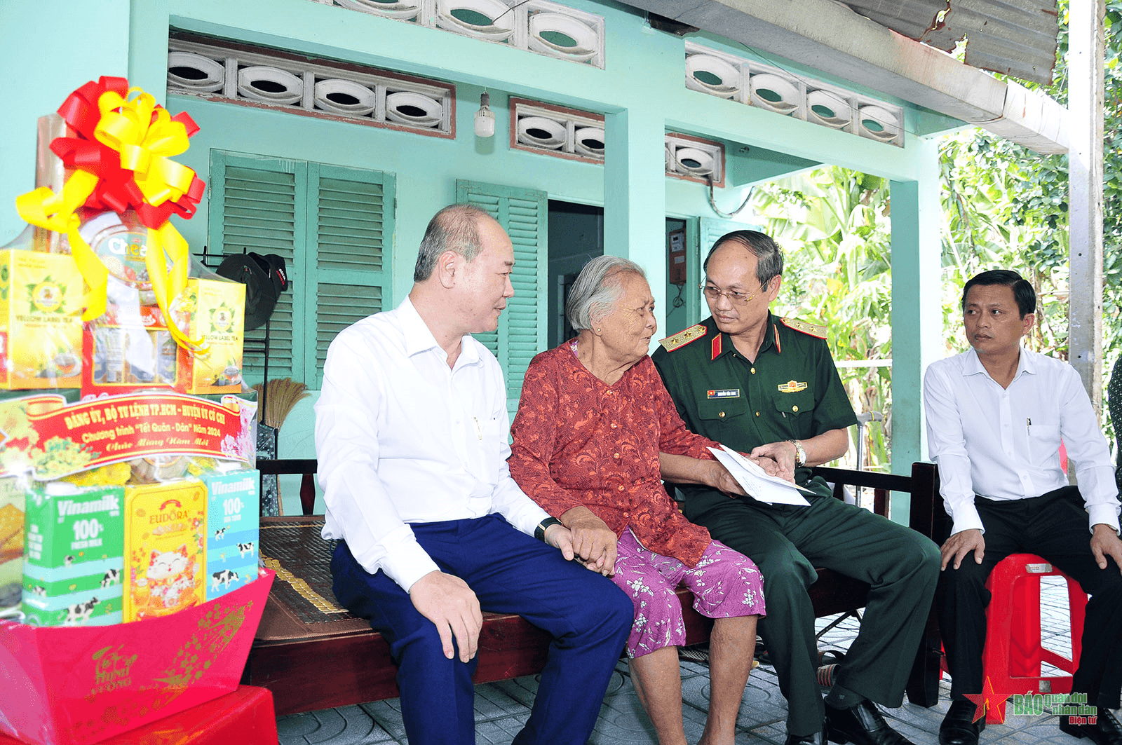 Bộ tư lệnh TP Hồ Chí Minh: Ấm áp, nghĩa tình “Tết quân-dân”