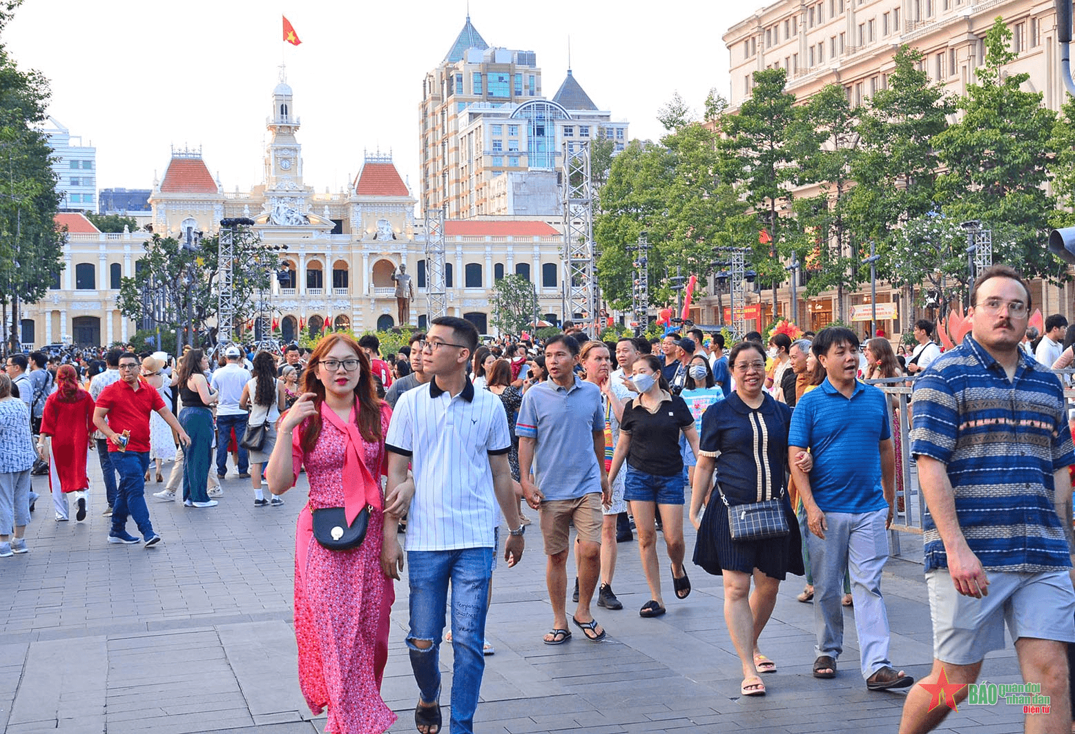 Thành phố Hồ Chí Minh: Tín hiệu tích cực đầu năm Giáp Thìn từ ngành du lịch