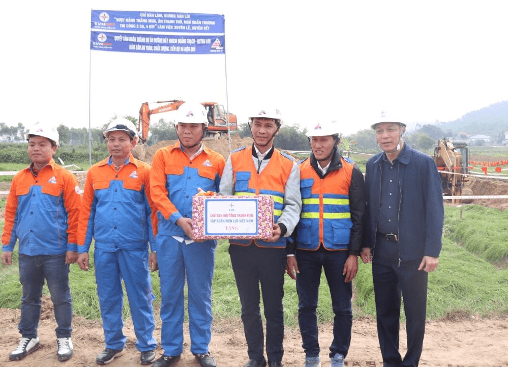 Nơi không nghỉ Tết