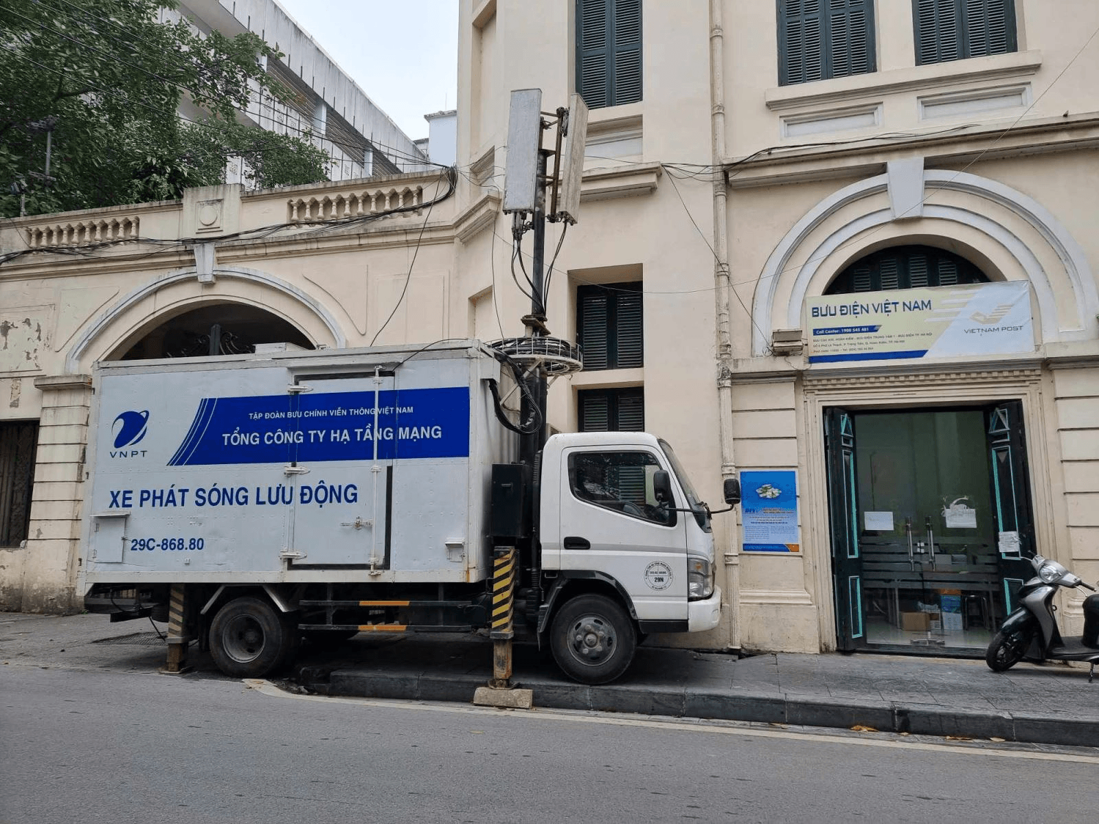 Bảo đảm thông tin liên lạc thông suốt trong dịp Tết
