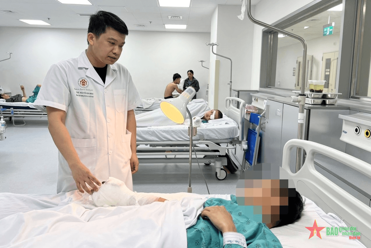 Bệnh viện Trung ương Quân đội 108: Số bệnh nhân nhập viện do tai nạn pháo nổ dịp Tết tăng đột biến
