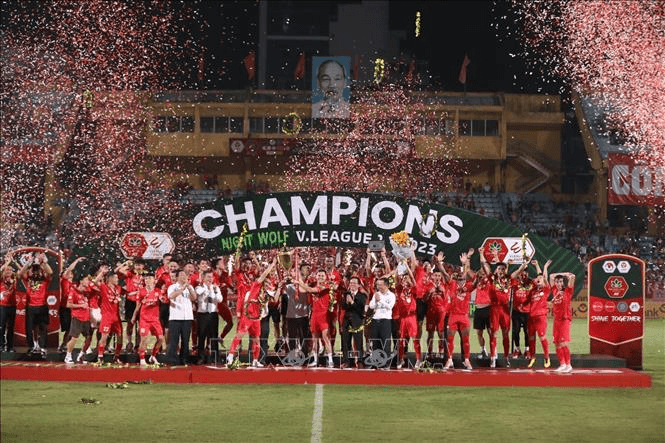 Bình luận: Xuân hóa V-League