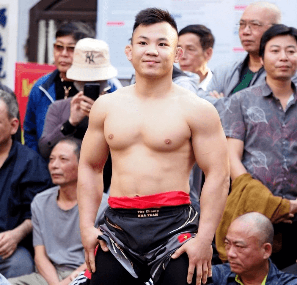 Tuyển thủ quốc gia vui đấu hội làng