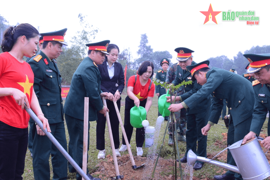 Cục Hậu cần (Bộ Tổng Tham mưu) phát động “Tết trồng cây đời đời nhớ ơn Bác Hồ”