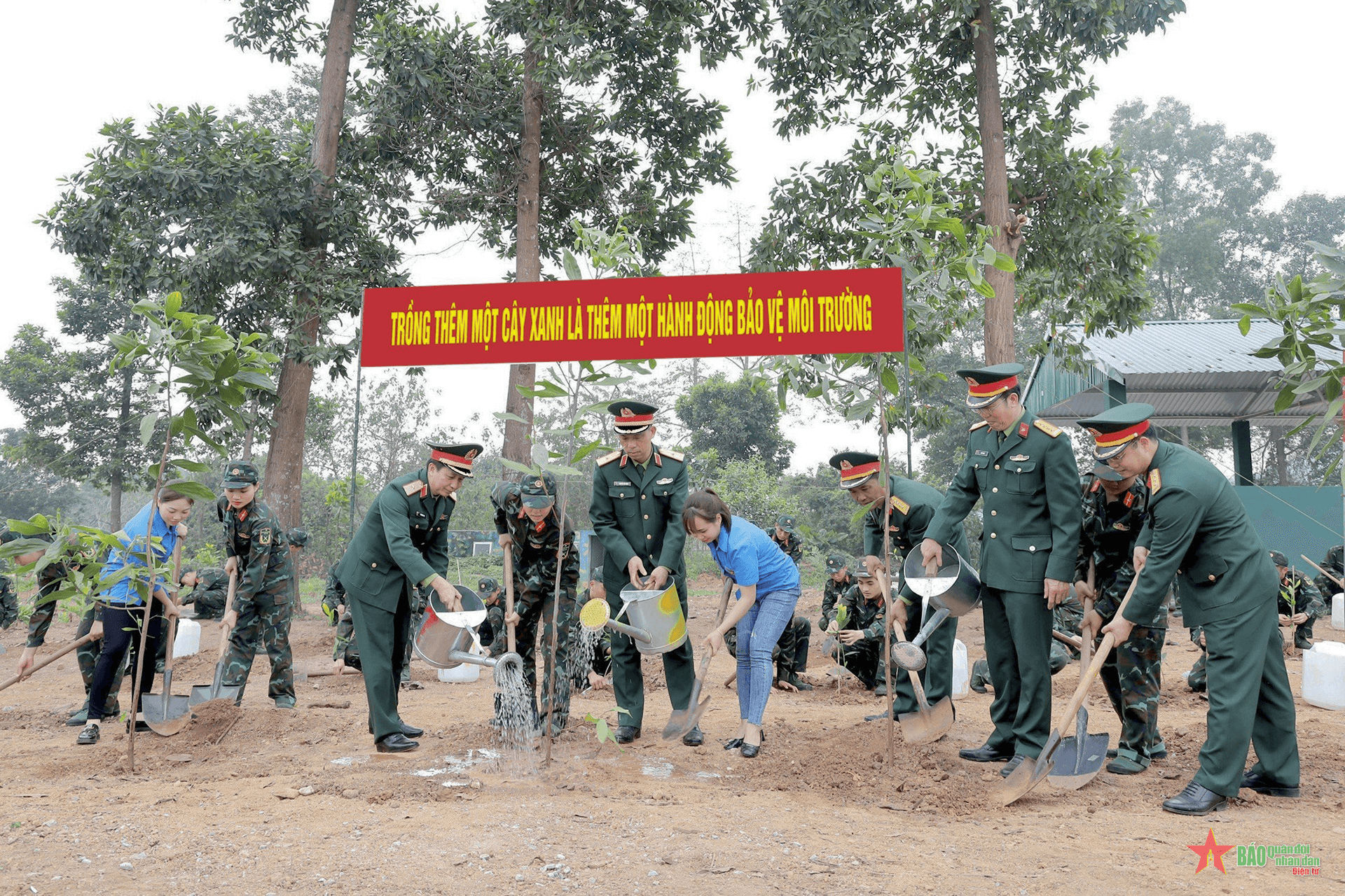 Học viện Hậu cần phát động trồng hơn 3.000 cây xanh