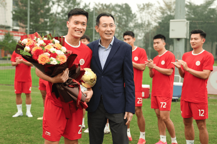 Nguyễn Hoàng Đức: “Tôi sẵn sàng ra nước ngoài chơi bóng”