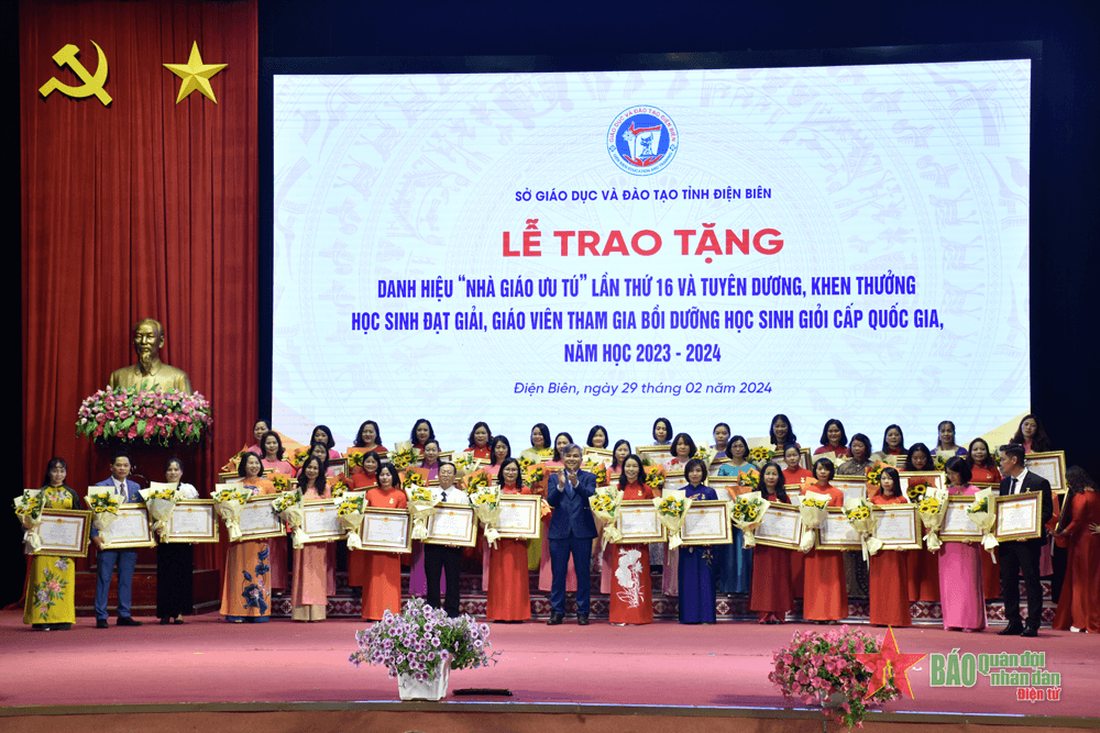 Điện Biên: 43 nhà giáo được phong tặng danh hiệu Nhà giáo Ưu tú