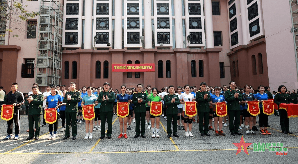 Bộ Tổng Tham mưu khai mạc Giải giao hữu bóng chuyền hơi phụ nữ năm 2024