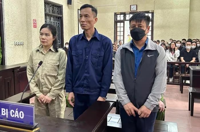 Hải Dương: Ba bị cáo lĩnh án tù vì nâng giá mua hàng hỗ trợ người lao động dịp Tết 2021