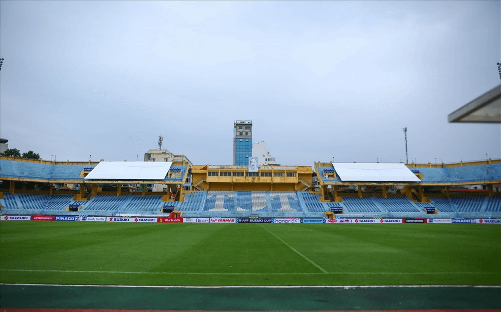 Khó có chuyện Hà Nội FC phải chia tay sân Hàng Đẫy
