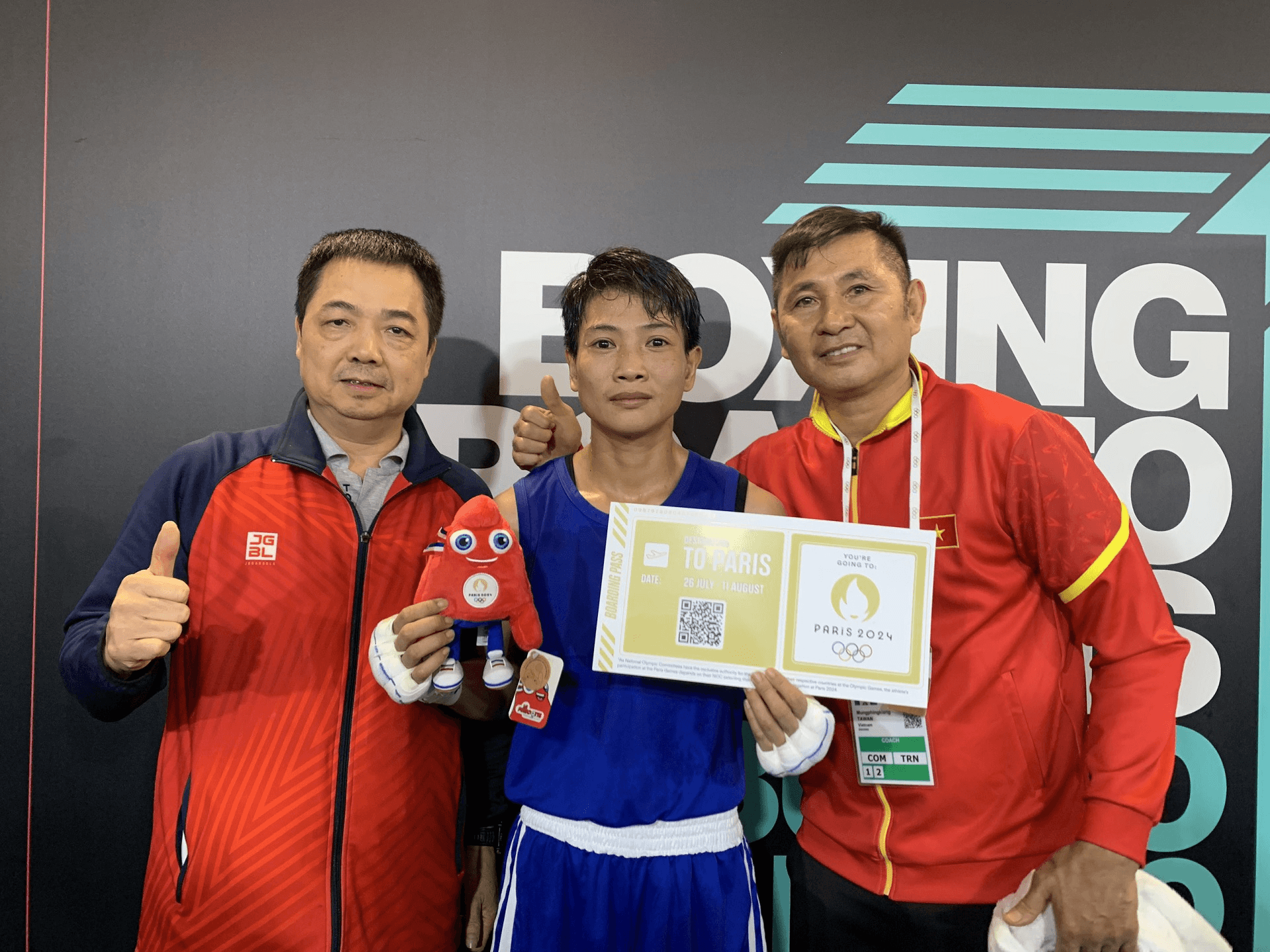 Võ sĩ boxing Kim Ánh giành suất dự Olympic Paris 2024