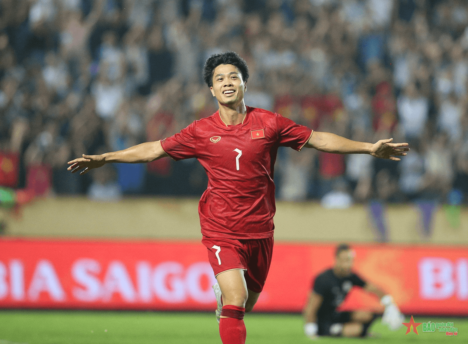 Vì sao ông Troussier đặt niềm tin vào Công Phượng?