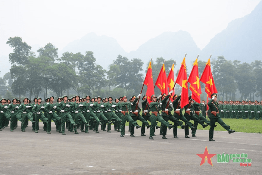 Bản tin thời sự tổng hợp tuần: Tích cực luyện tập phục vụ diễu binh, diễu hành kỷ niệm 70 năm Chiến thắng Điện Biên Phủ