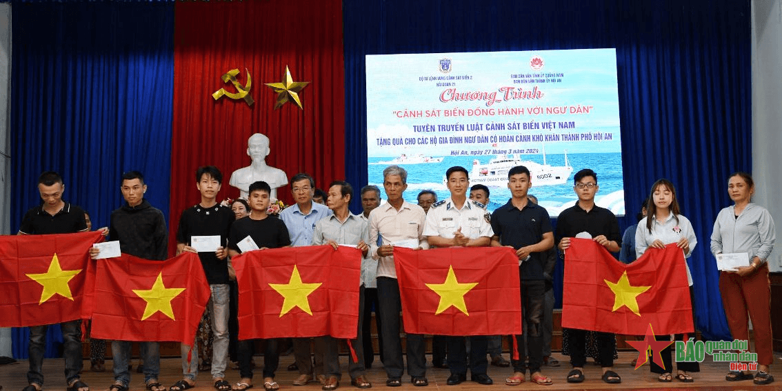 Hải đoàn 21 (Vùng Cảnh sát biển 2):Tuyên truyền, phổ biến Luật Cảnh sát biển cho ngư dân Hội An