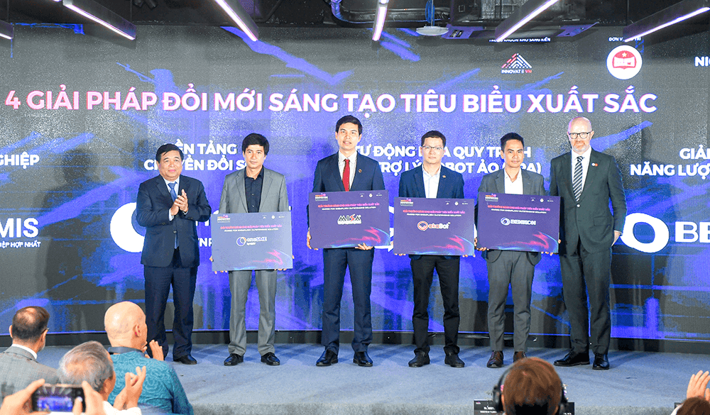 Tìm kiếm các giải pháp đổi mới sáng tạo lĩnh vực bán dẫn và AI