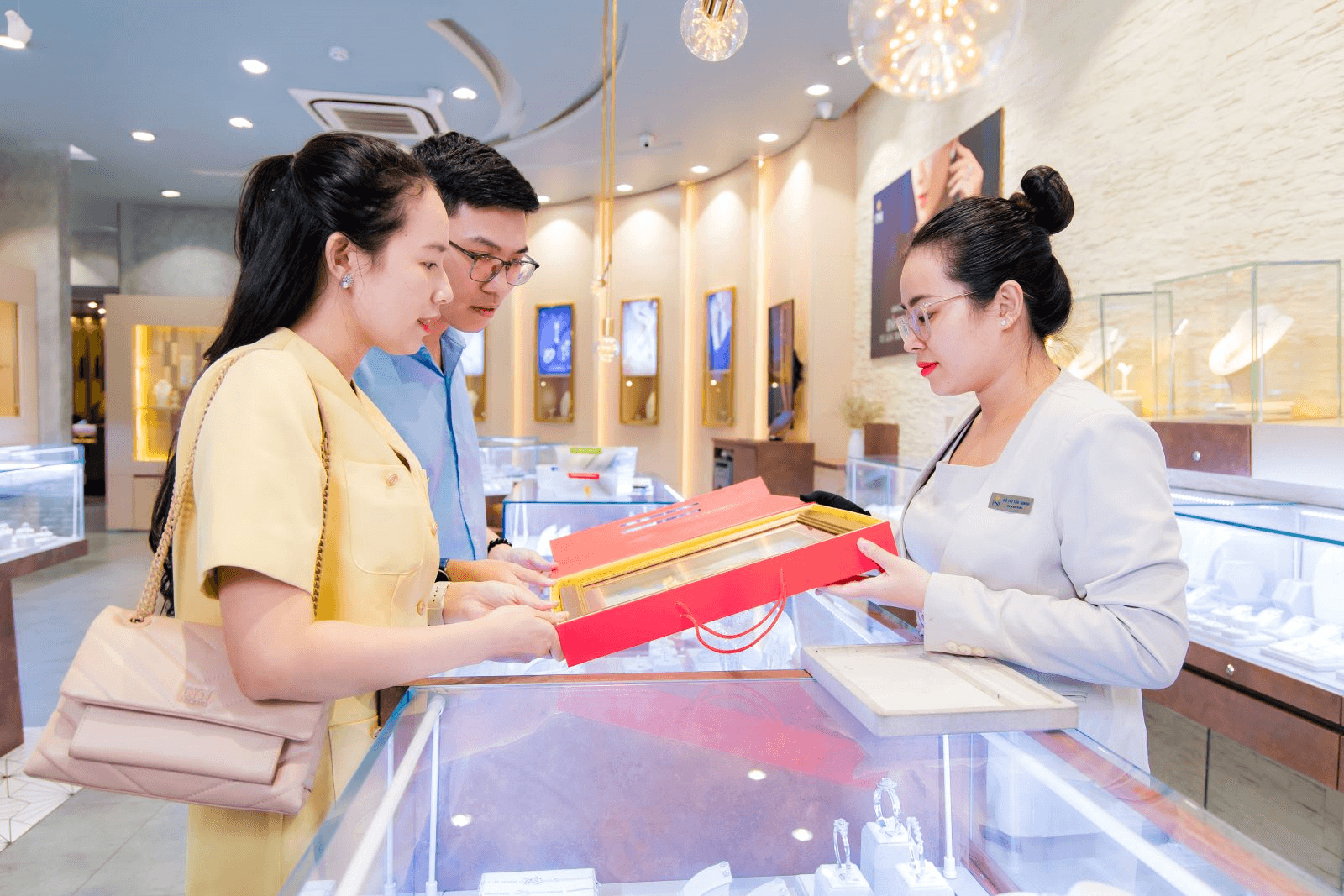 Phát triển thị trường vàng minh bạch, hiệu quả