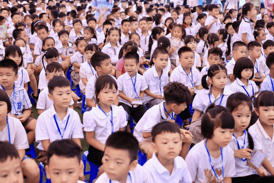 Hà Nội triển khai thí điểm học bạ số trong tháng 4