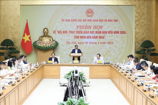 Thủ tướng Phạm Minh Chính chủ trì phiên họp về đổi mới giáo dục mầm non