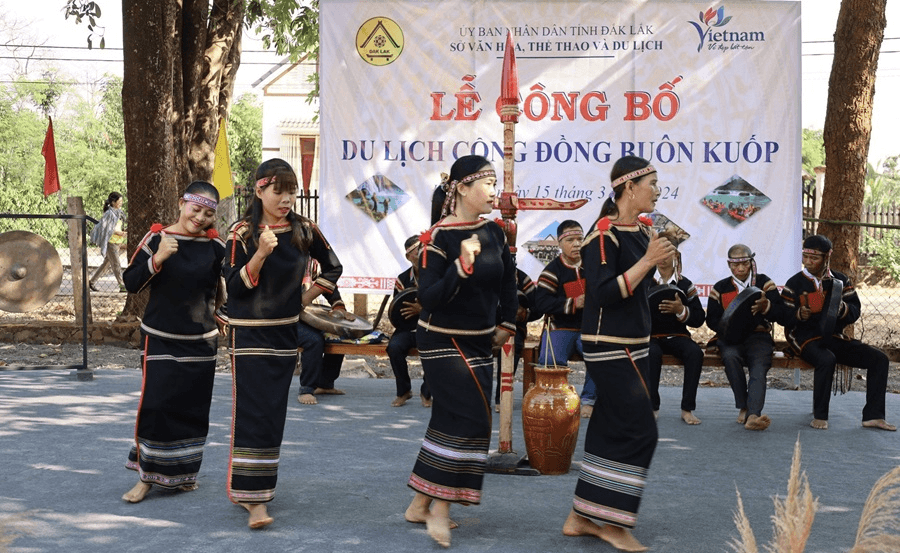 Buôn Kuốp phát triển du lịch cộng đồng