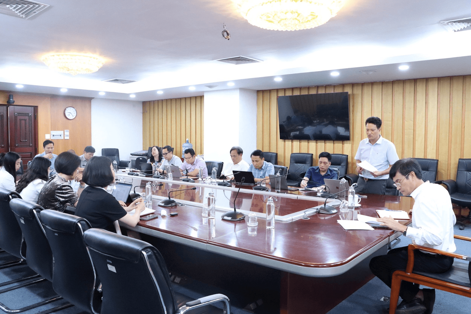 Bảo đảm tiến độ các nhiệm vụ khoa học lĩnh vực tài nguyên và môi trường
