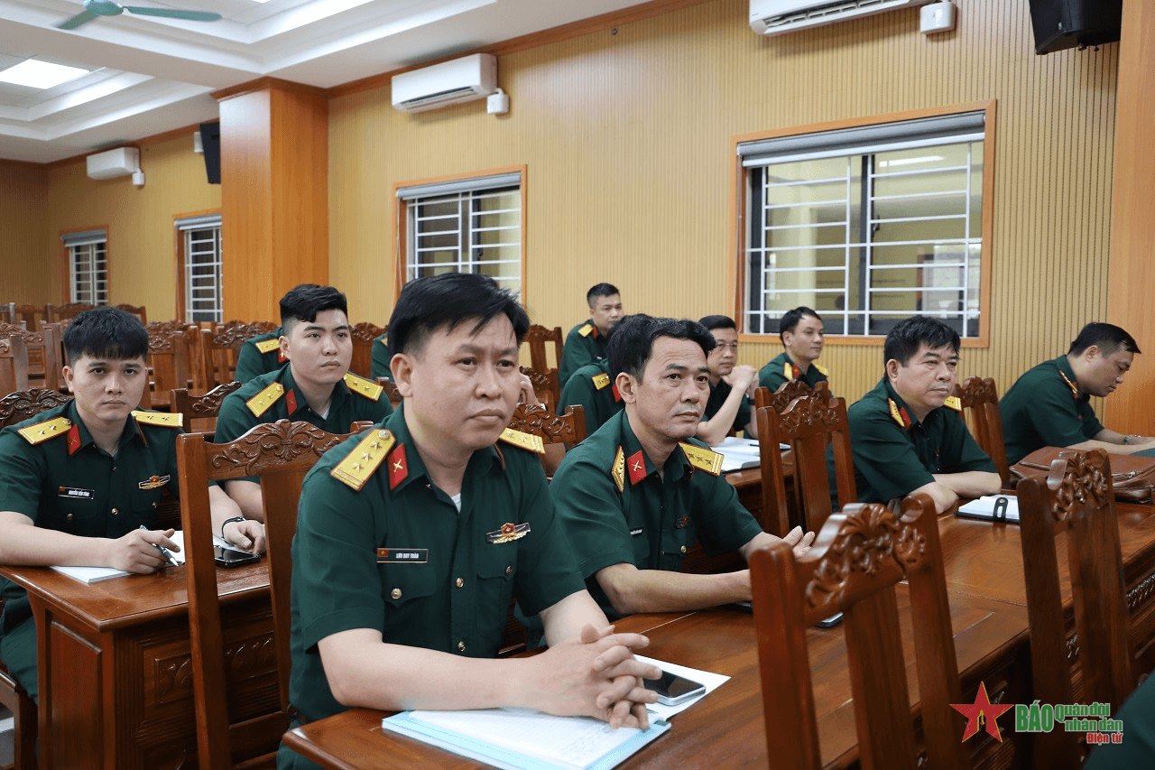 Học viện Chính trị khai mạc Lớp bồi dưỡng tiếng Anh cho cán bộ, giảng viên