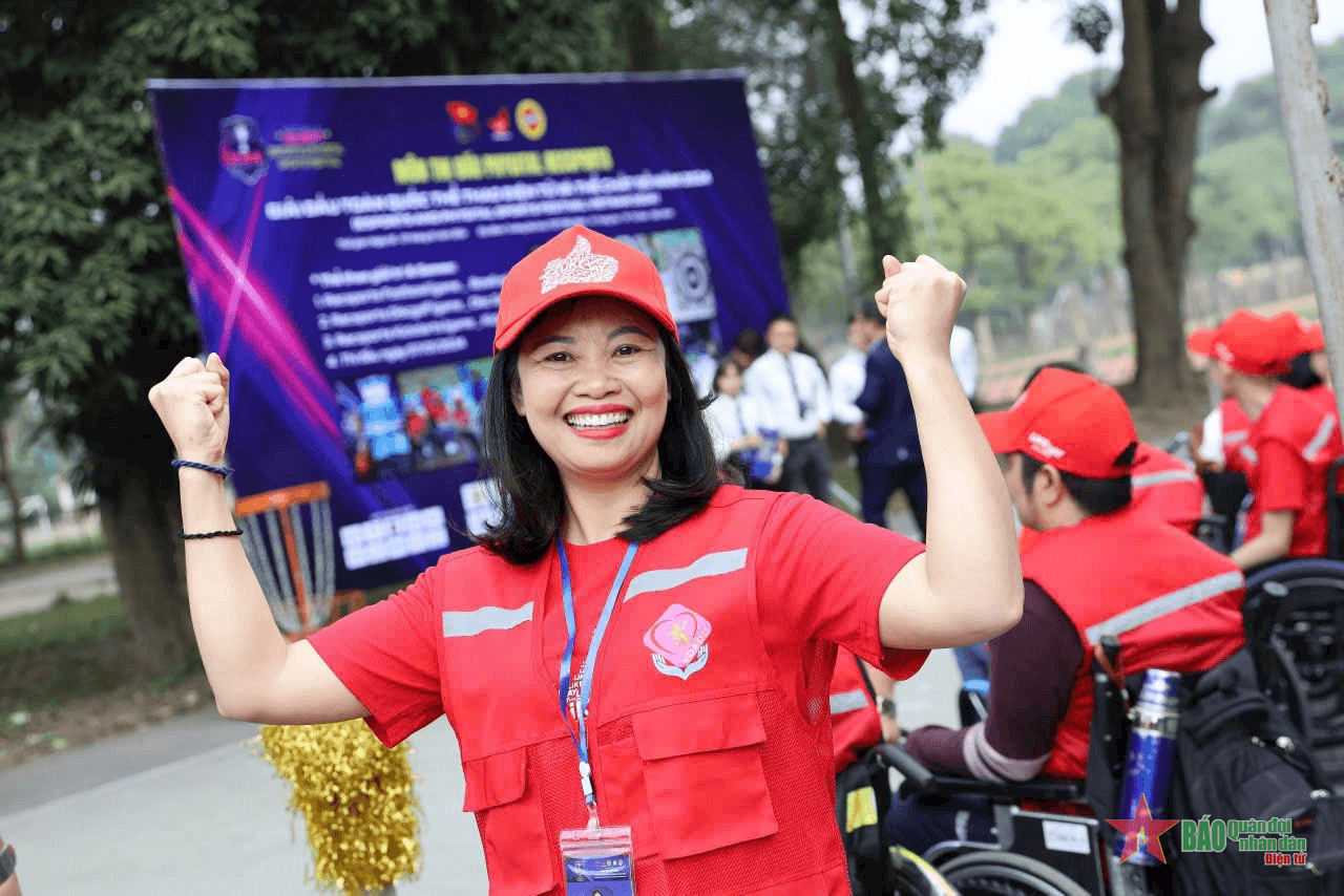 “Trái tim hồng” sưởi ấm những cuộc đời