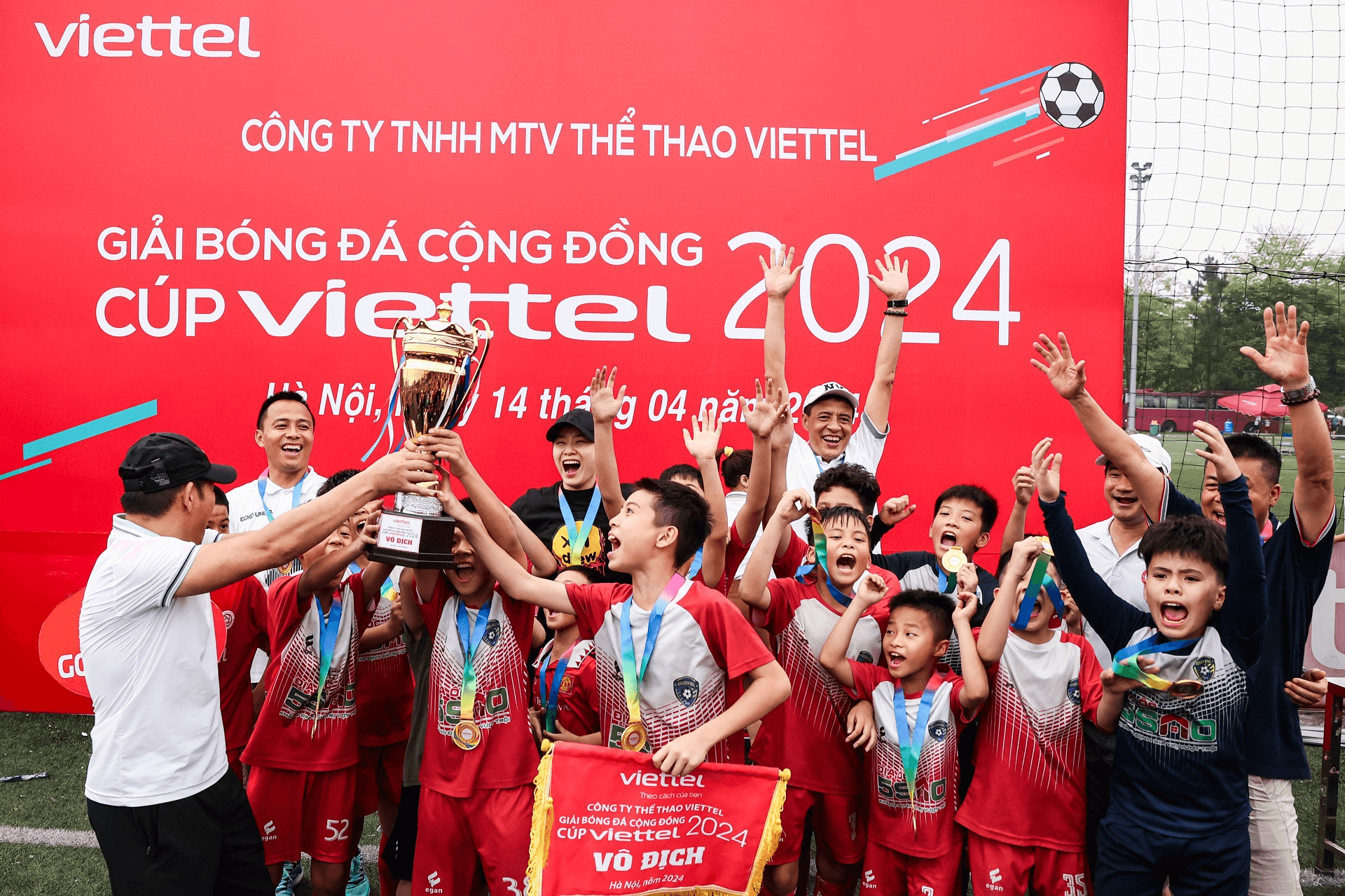Thể Công-Viettel tìm kiếm tài năng từ gần 900 cầu thủ nhí