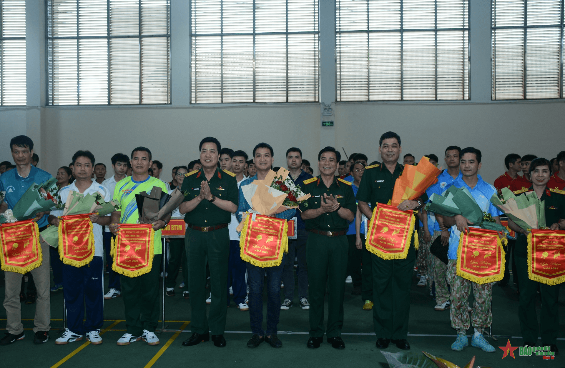 Bộ Tổng Tham mưu khai mạc Giải cầu lông, bóng bàn 2024