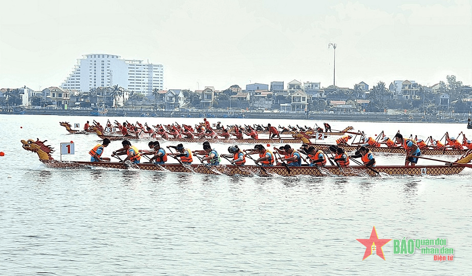 Quảng Bình: Khai mạc giải Đua thuyền truyền thống vô địch quốc gia năm 2024