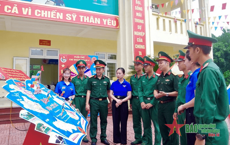 Ngày nghỉ của bộ đội tác chiến điện tử